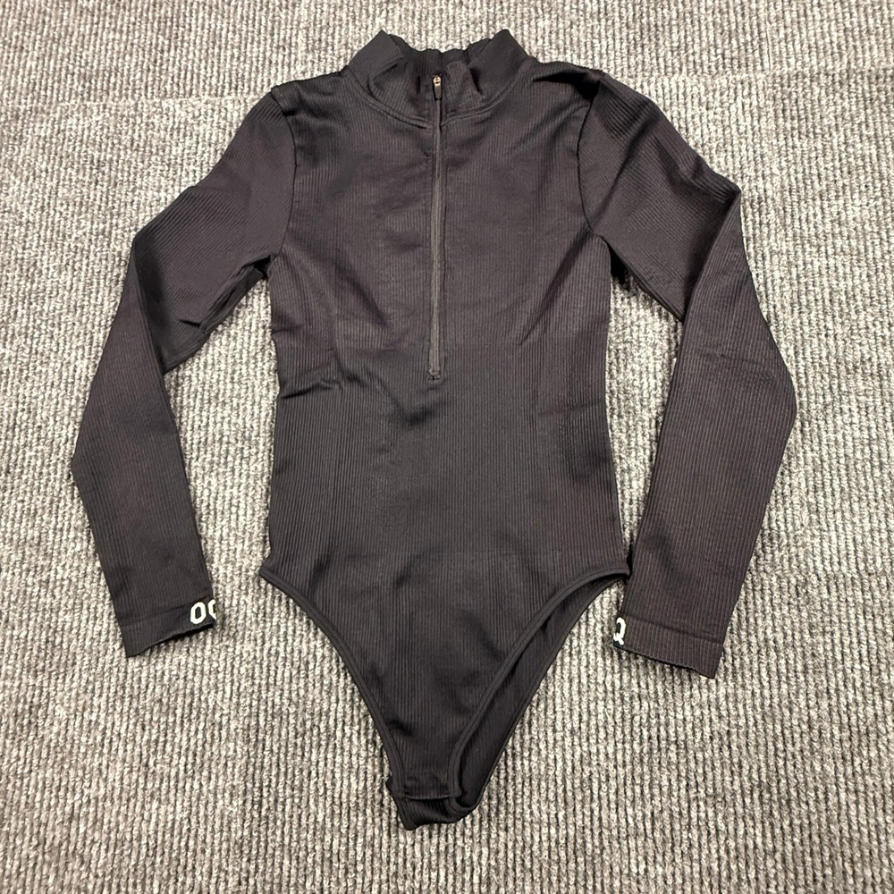 OQQ Womens Ribbed Long Sleeve Quarter Zip Bodysuit Mock Neck Black Size M - Picture 9 of 10